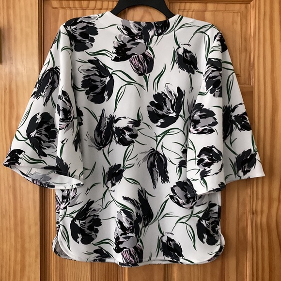 Ann Taylor Factory top sz M - Picture 2 of 8